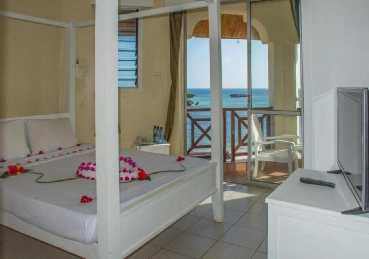 Watamu Adventist Beach Resort Экстерьер фото