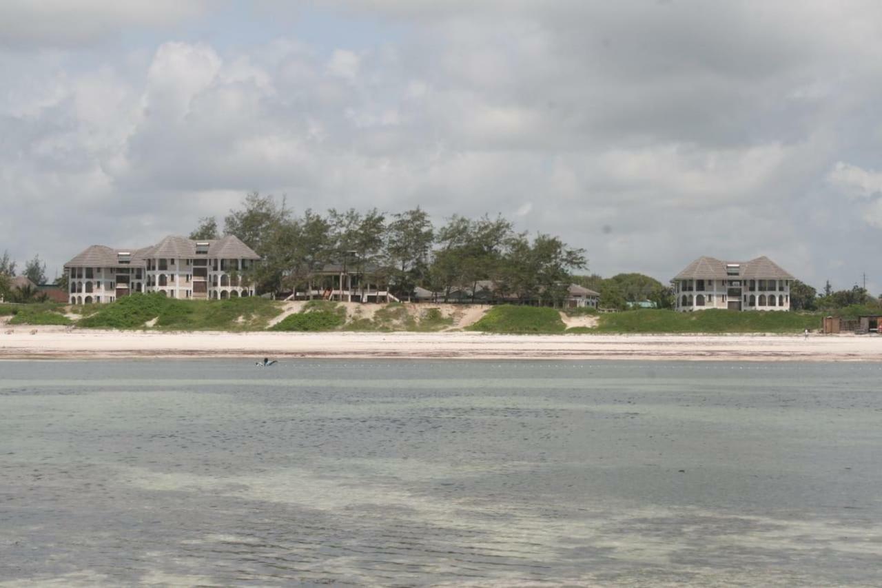 Watamu Adventist Beach Resort Экстерьер фото